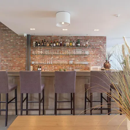 胡伊斯霍埃威酒店 酒店