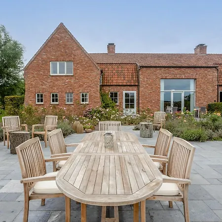 胡伊斯霍埃威酒店 酒店