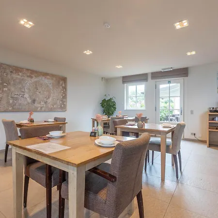 酒店 胡伊斯霍埃威酒店 3*