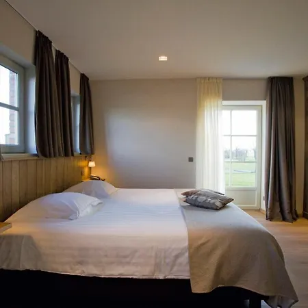 胡伊斯霍埃威酒店 3*